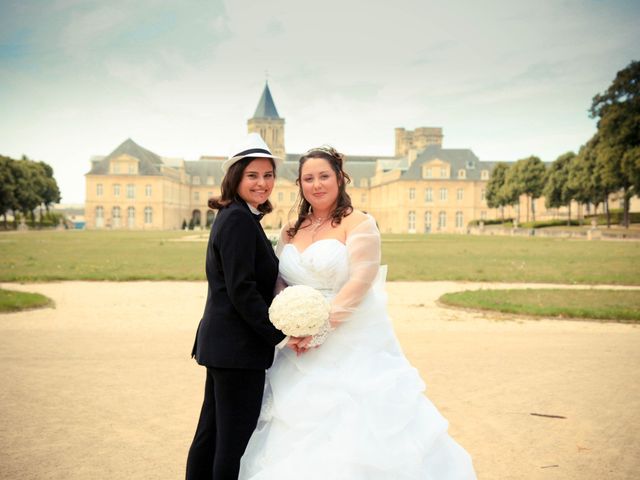 Le mariage de Hélène et Angèle à Caen, Calvados 1