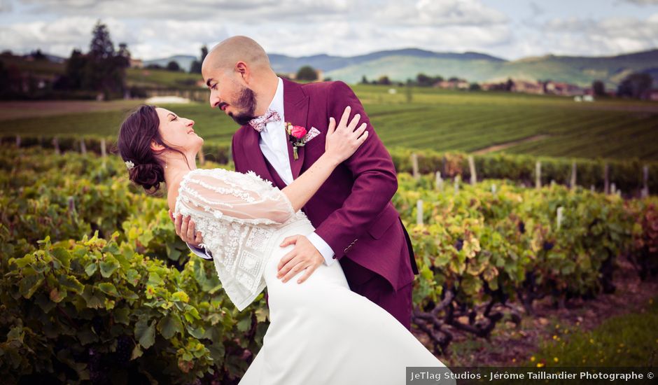 Le mariage de Xavier et Claire à Villeneuve, Ain
