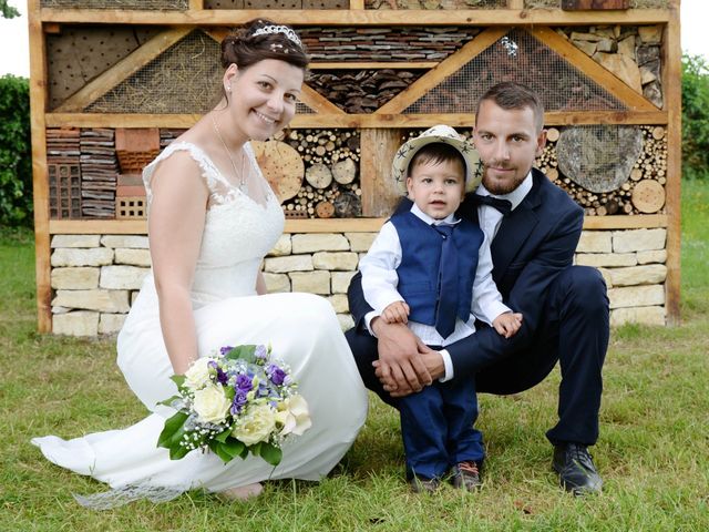 Le mariage de Nicolas et Elodie à Nitry, Yonne 22