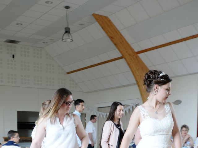 Le mariage de Nicolas et Elodie à Nitry, Yonne 33