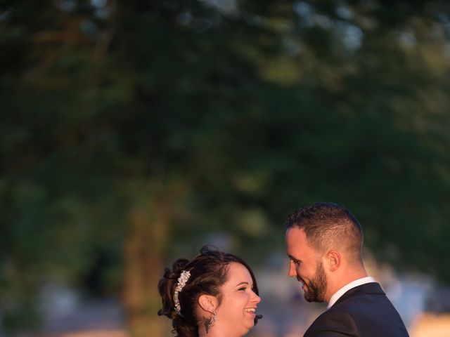 Le mariage de Christofer et Magalie à Bon-Encontre, Lot-et-Garonne 76