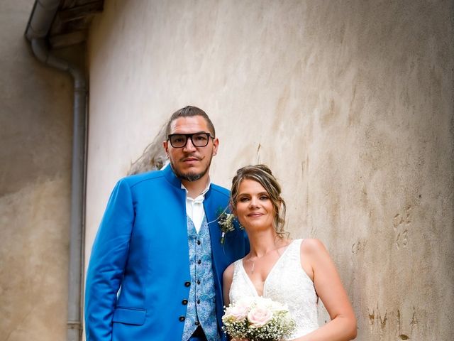 Le mariage de Julie et Alexandre à Le Perréon, Rhône 13