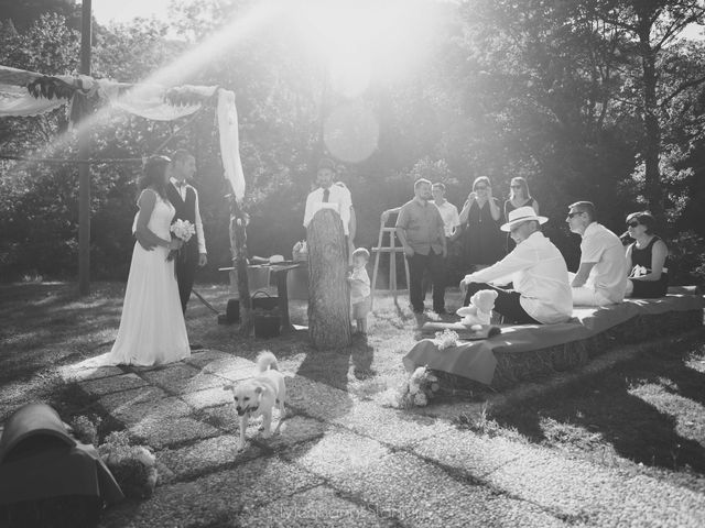 Le mariage de Fabien et Isabelle à Nyons, Drôme 23