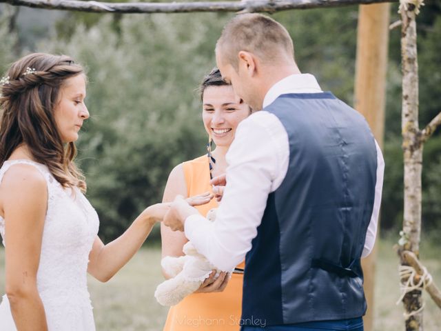 Le mariage de Fabien et Isabelle à Nyons, Drôme 38