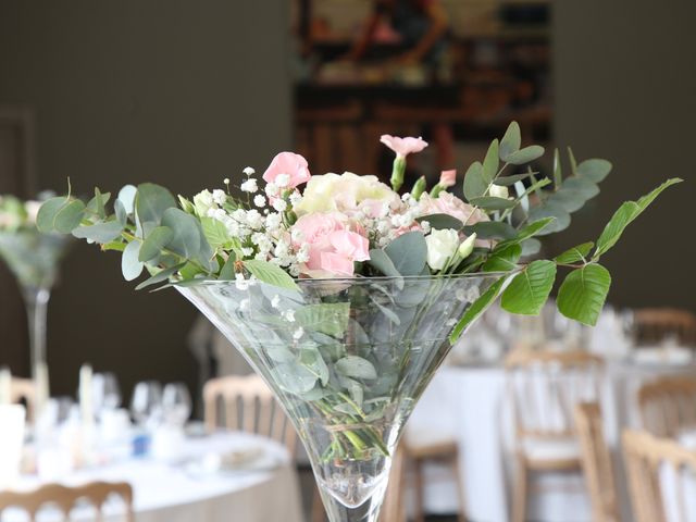 Le mariage de Anthony et Alexandra à Neuilly-sous-Clermont, Oise 10