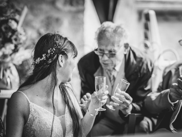 Le mariage de Julien et Audrey à Campagne, Dordogne 4