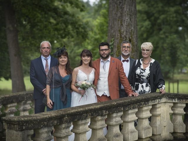 Le mariage de Julien et Audrey à Campagne, Dordogne 14