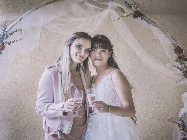 Le mariage de Julien et Audrey à Campagne, Dordogne 32