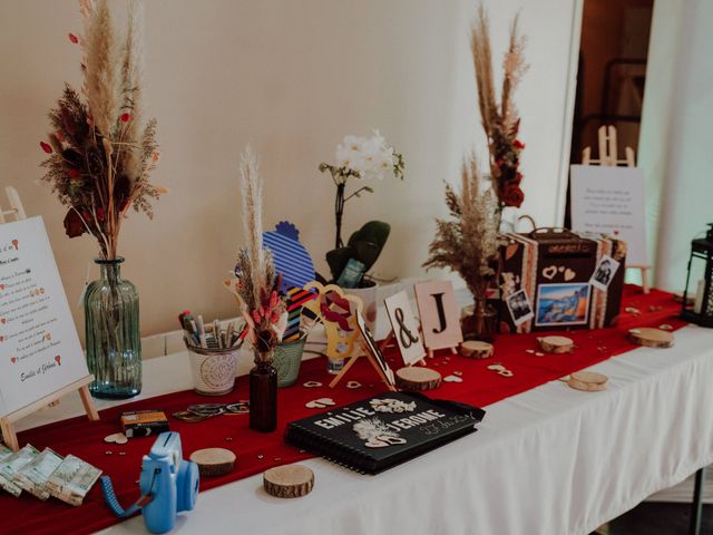 Le mariage de Jerome et Emilie à Vinneuf, Yonne 1