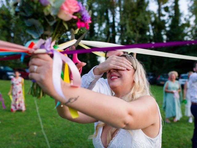 Le mariage de Vincent et Jessica à Gannat, Allier 24