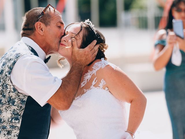 Le mariage de Thomas et Laura à Montussan, Gironde 10