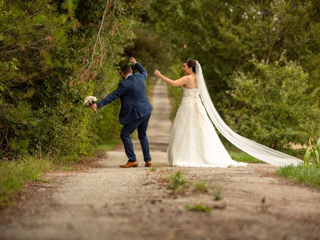 Le mariage de Cyril et Dalila à Moussoulens, Aude 38