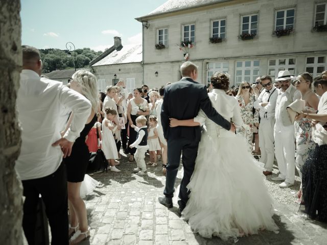 Le mariage de Anthony et Justine à Roye-sur-Matz, Oise 36