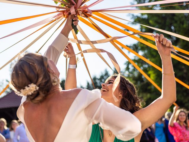 Le mariage de Romain et Erika à Artres, Nord 25