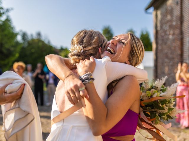 Le mariage de Romain et Erika à Artres, Nord 28