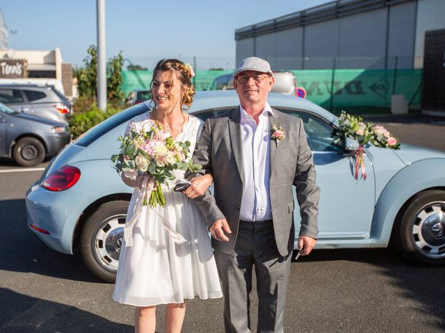 Le mariage de Yann et Johanna à Saint-Julien-des-Landes, Vendée 6