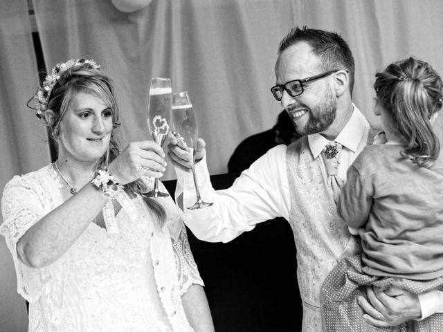 Le mariage de Guillaume  et Maryline  à Sainte-Mère-Église, Manche 2