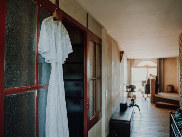 Le mariage de Loïc et Issia à Les Vans, Ardèche 2