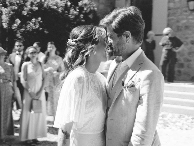 Le mariage de Loïc et Issia à Les Vans, Ardèche 11