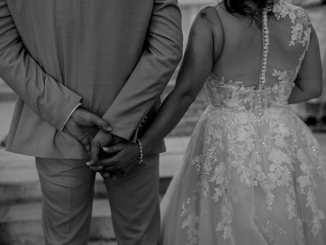 Le mariage de Romain et Marion à Port-d'Envaux, Charente Maritime 26