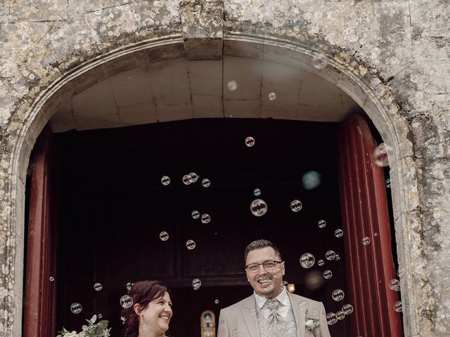 Le mariage de Romain et Marion à Port-d'Envaux, Charente Maritime 28