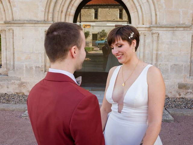 Le mariage de Samuel et Lucie à Saint-Didier-la-Forêt, Allier 22