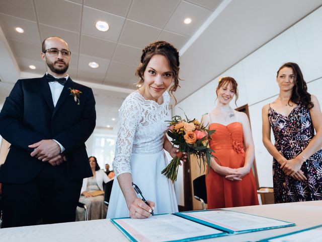 Le mariage de Thibault et Leslie à Ploumoguer, Finistère 11