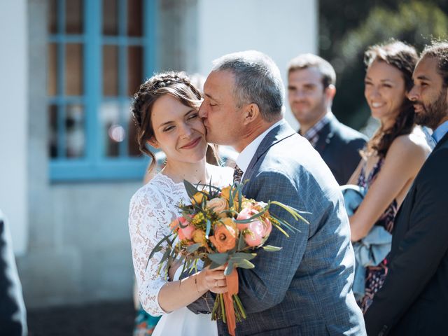 Le mariage de Thibault et Leslie à Ploumoguer, Finistère 13