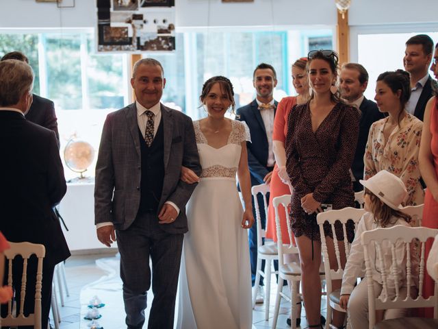 Le mariage de Thibault et Leslie à Ploumoguer, Finistère 16