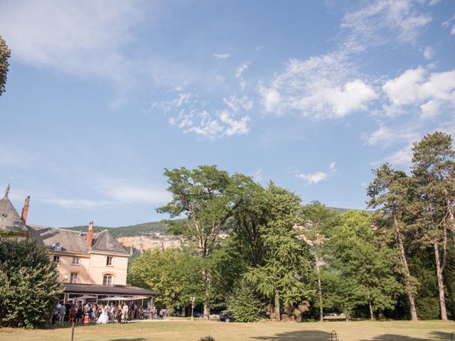 Le mariage de Aurélien et Camille à Villebois, Ain 34