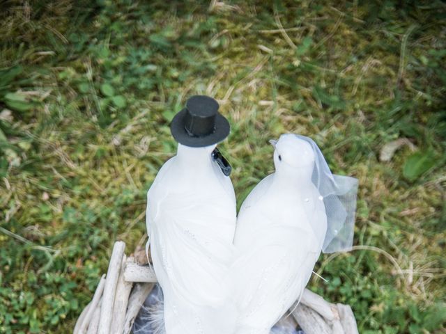 Le mariage de Aurélien et Camille à Villebois, Ain 38