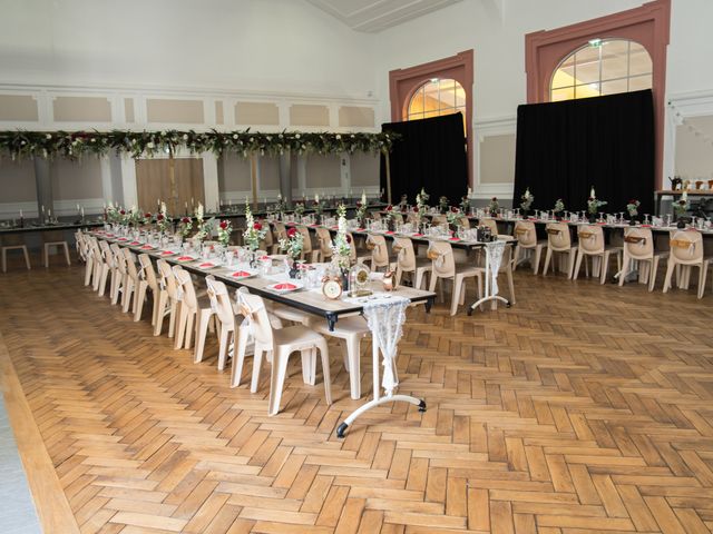 Le mariage de Guillaume et Lise à Avesnes-lès-Aubert, Nord 22