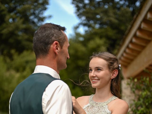 Le mariage de Magali et Benjamin à Saint-Georges-les-Bains, Ardèche 7