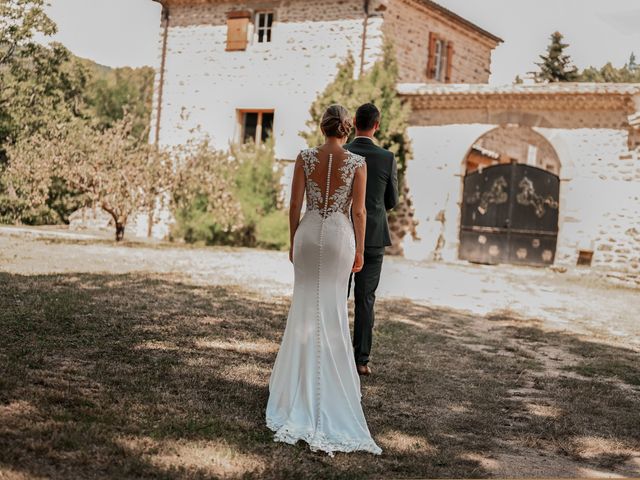 Le mariage de Magali et Benjamin à Saint-Georges-les-Bains, Ardèche 32