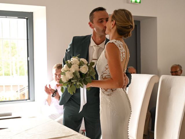 Le mariage de Magali et Benjamin à Saint-Georges-les-Bains, Ardèche 37