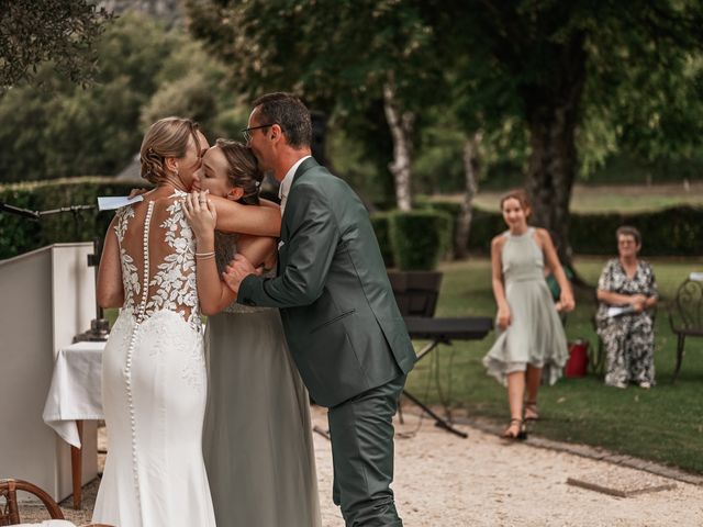 Le mariage de Magali et Benjamin à Saint-Georges-les-Bains, Ardèche 56