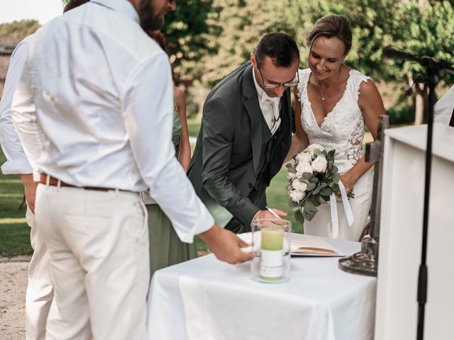 Le mariage de Magali et Benjamin à Saint-Georges-les-Bains, Ardèche 68