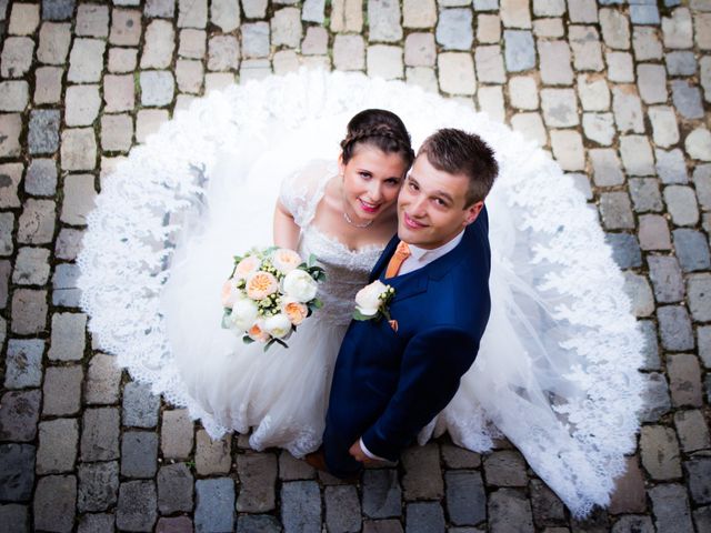 Le mariage de Johan et Aurélie à Lacenas, Rhône 12