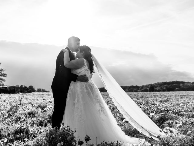 Le mariage de Adrien et Lyna à Saint-Crépin-Ibouvillers, Oise 20