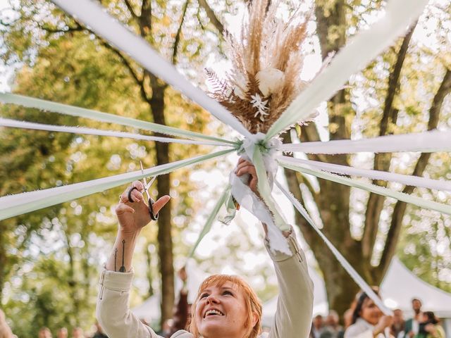 Le mariage de ROMAIN et VIRGINIE à Ahuillé, Mayenne 31