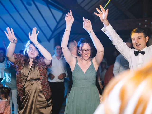 Le mariage de ROMAIN et VIRGINIE à Ahuillé, Mayenne 68