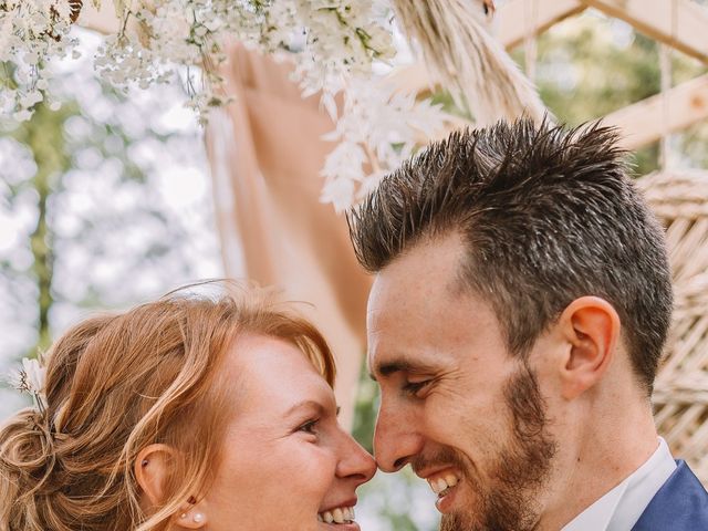 Le mariage de ROMAIN et VIRGINIE à Ahuillé, Mayenne 81