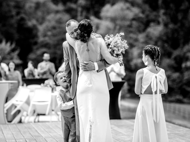 Le mariage de Nelson et Amandine à Jaillans, Drôme 13