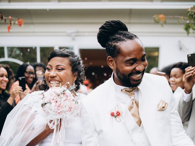 Le mariage de Corinne et Jonathan à Saint Léger en Bray, Oise 6