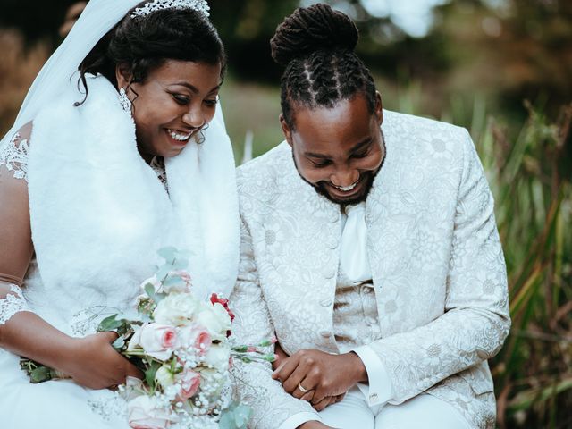 Le mariage de Corinne et Jonathan à Saint Léger en Bray, Oise 14