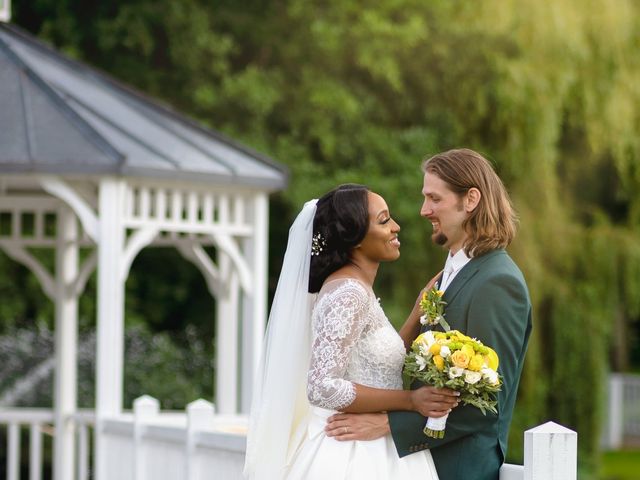 Le mariage de Marc et Medhie à Les Mesnuls, Yvelines 10