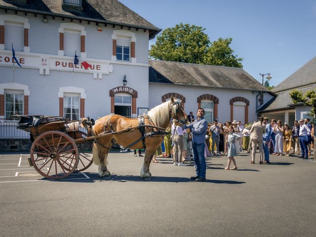 Le mariage de Kilian et Alexandre à Saint-Sornin-Lavolps, Corrèze 11