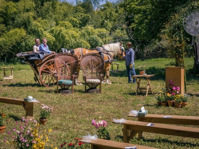 Le mariage de Kilian et Alexandre à Saint-Sornin-Lavolps, Corrèze 16