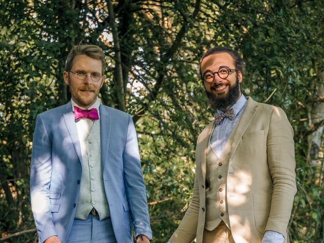 Le mariage de Kilian et Alexandre à Saint-Sornin-Lavolps, Corrèze 56