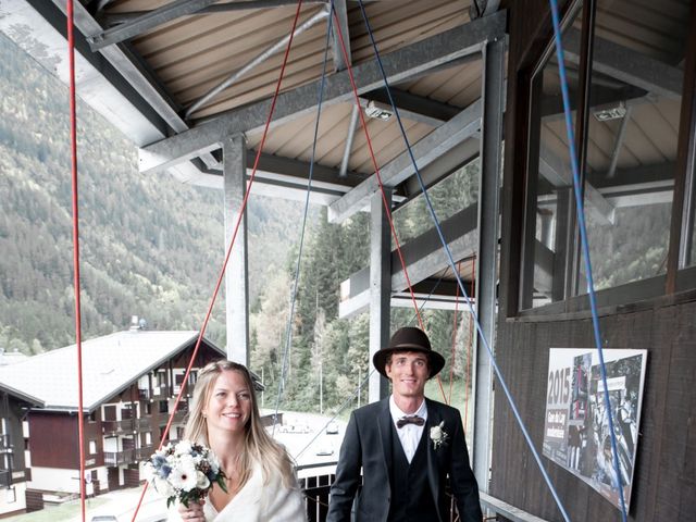 Le mariage de Florent et Mathilde à Les Contamines-Montjoie, Haute-Savoie 24